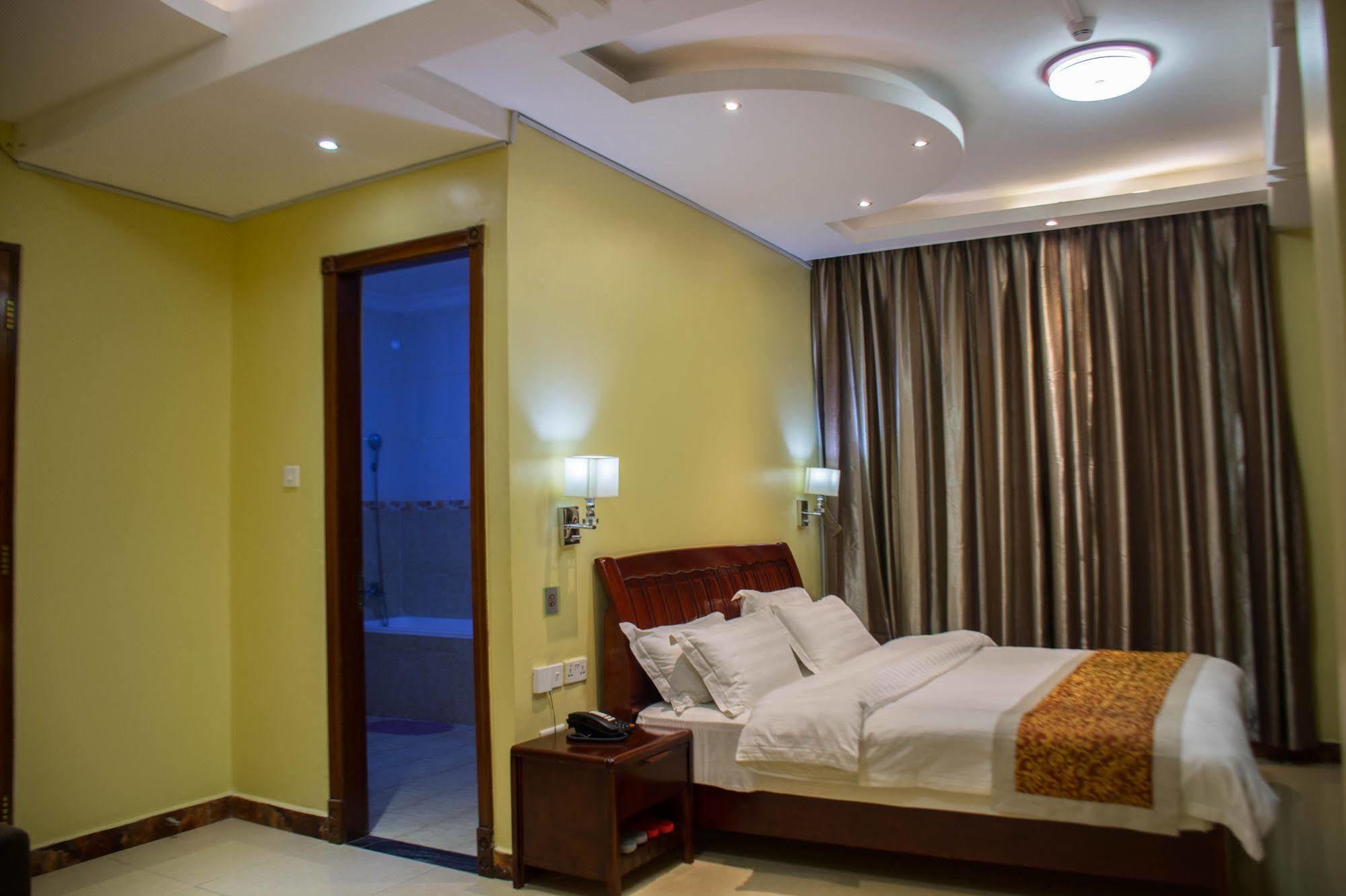 Hong Kong Hotel Dar es Salaam Bagian luar foto