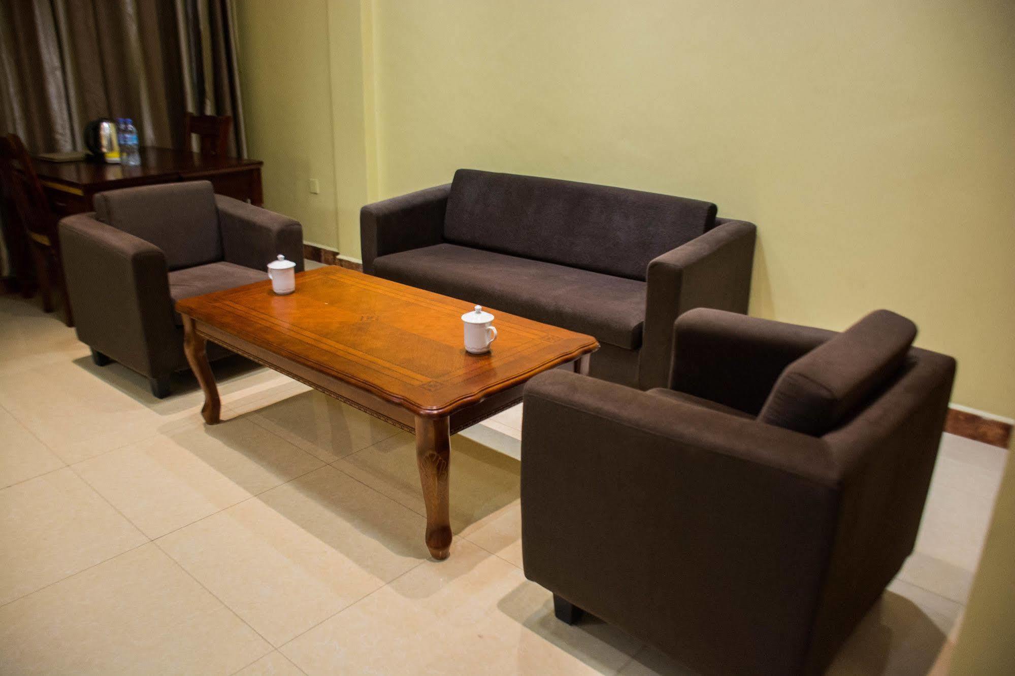 Hong Kong Hotel Dar es Salaam Bagian luar foto